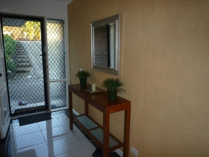 6 Manning Court, Collingwood Park QLD 4301