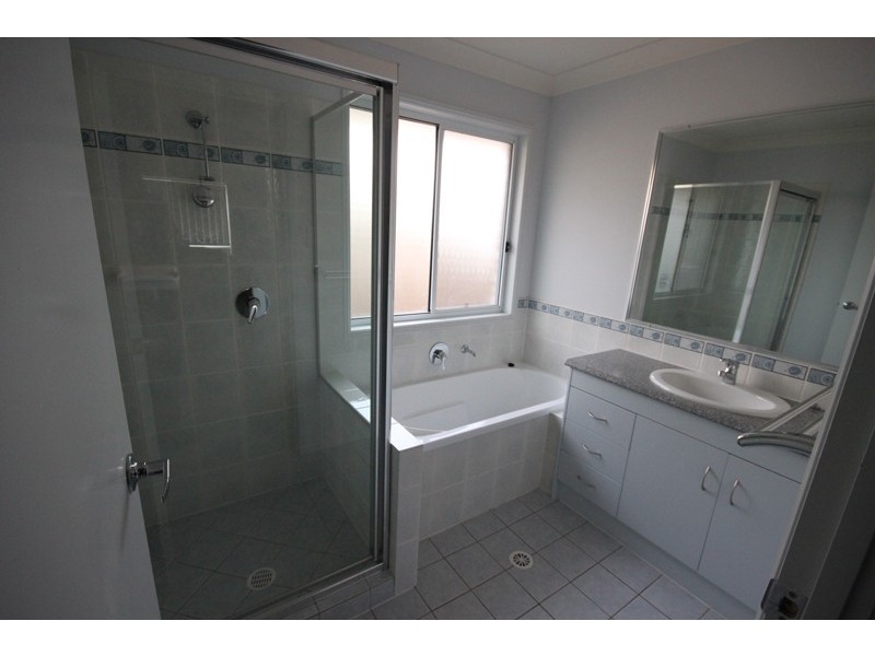 103 Collins Street, Collingwood Park QLD 4301