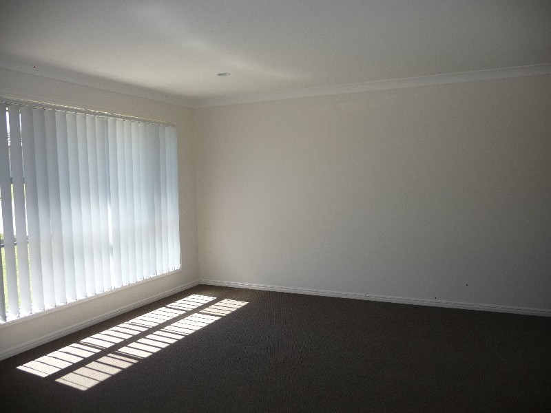 15 Julia Street, Brassall QLD 4305
