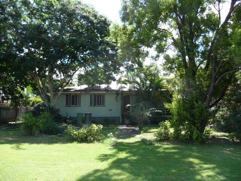 7 John Street, Redbank QLD 4301