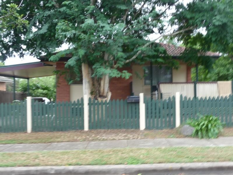 1 Sean Street, Riverview QLD 4303