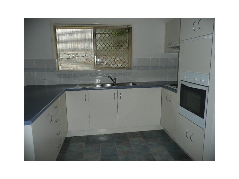 27 Reerden Street, Collingwood Park QLD 4301