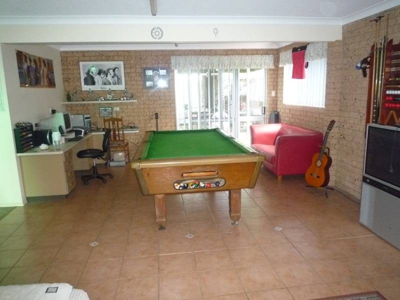 4 warren court, Collingwood Park QLD 4301