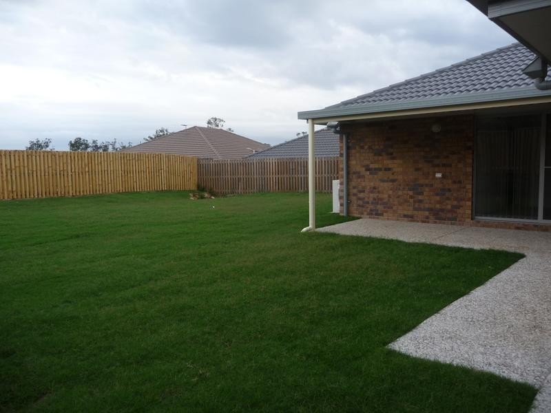15 Julia Street, Brassall QLD 4305