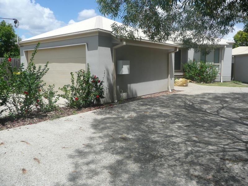 1/7 Grenadier Circle, Ebbw Vale QLD 4304