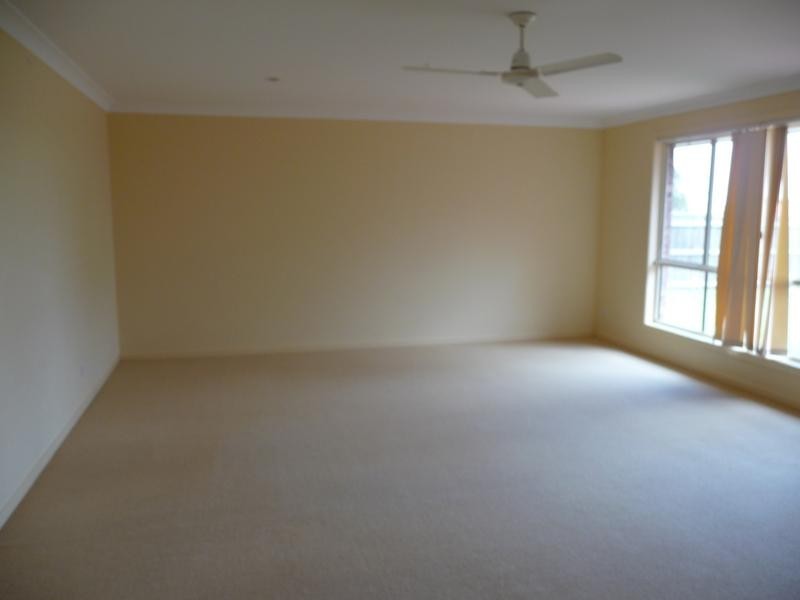 42 Tone Drive, Collingwood Park QLD 4301