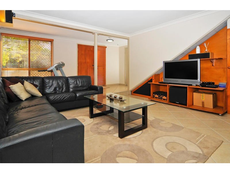 6 Duncan Street, Riverview QLD 4303