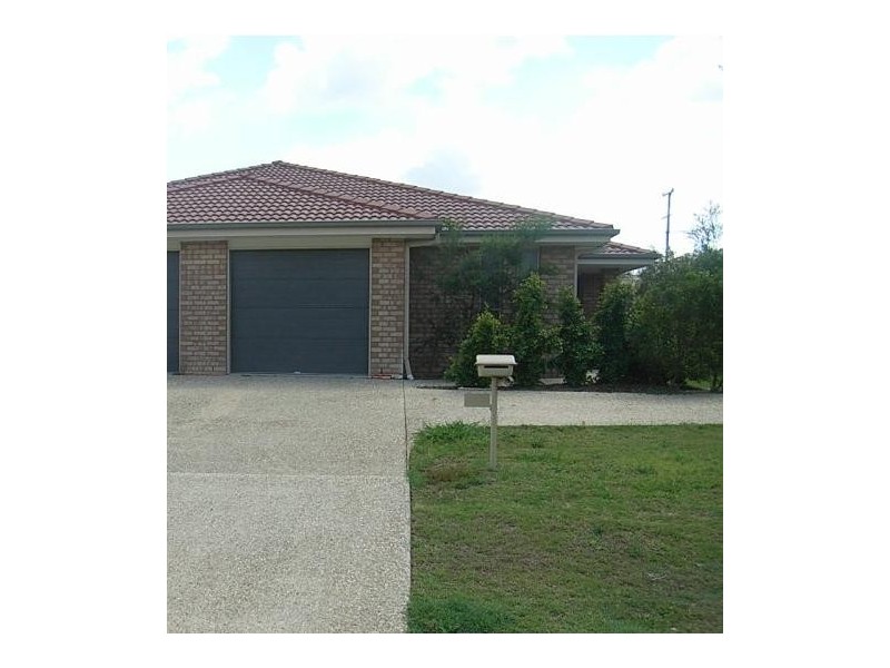 2/28 Cheihk Crescent, Collingwood Park QLD 4301