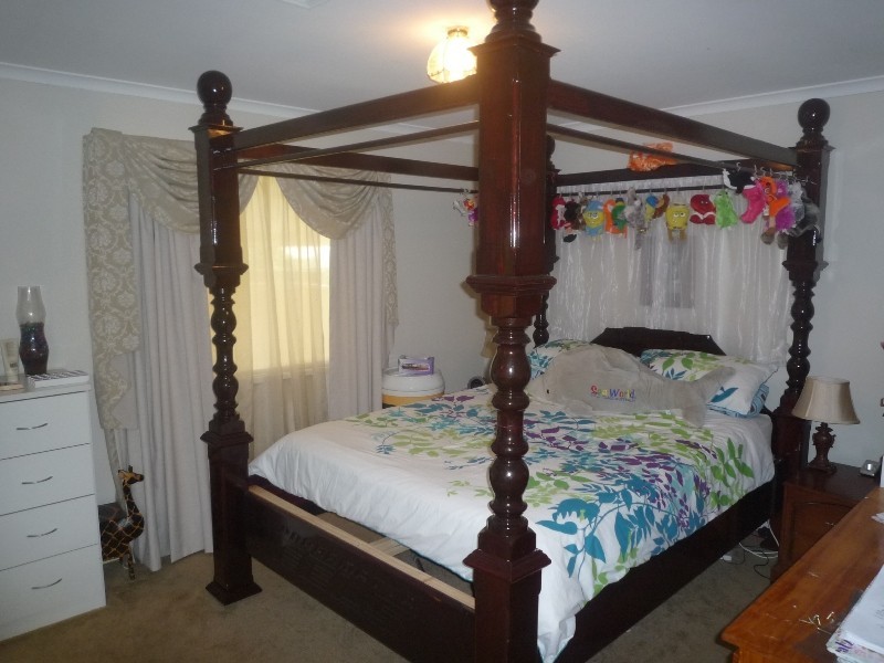 Redbank Plains QLD 4301