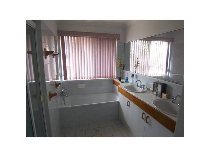 Collingwood Park QLD 4301