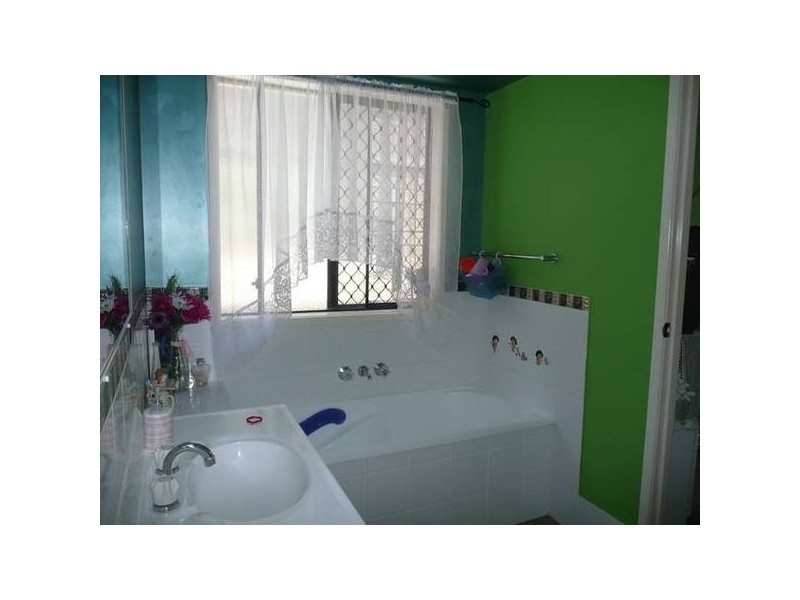 Collingwood Park QLD 4301