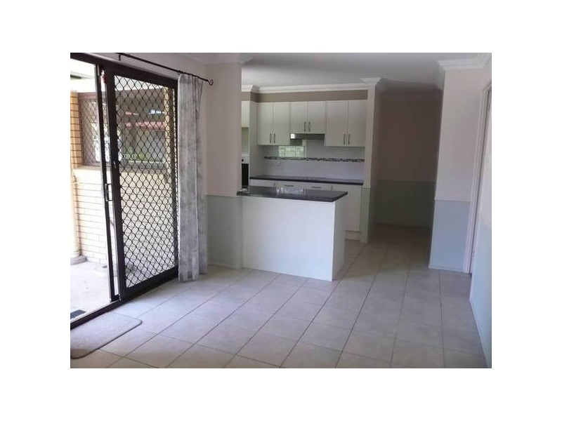 6 Reerden St, Collingwood Park QLD 4301