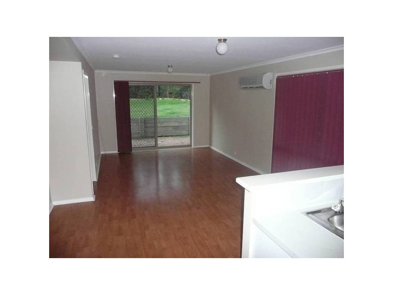 10 McCormack, Collingwood Park QLD 4301