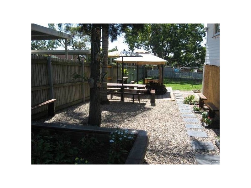 28 Price Street, Riverview QLD 4303