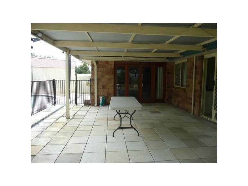 16 Bombala Court, Collingwood Park QLD 4301