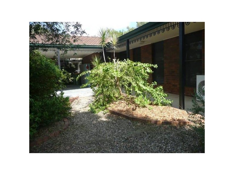 12 WARREN COURT, Collingwood Park QLD 4301