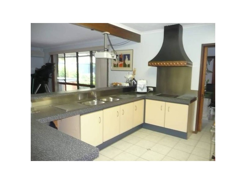 12 WARREN COURT, Collingwood Park QLD 4301