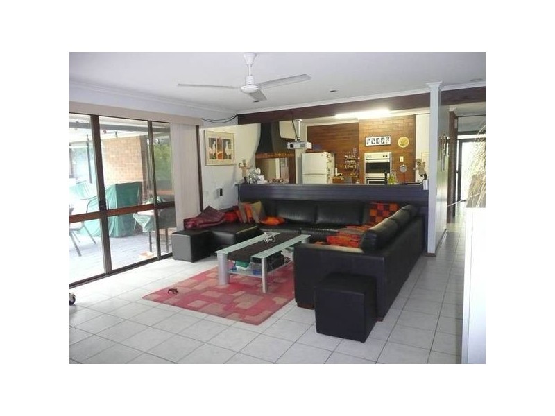 12 WARREN COURT, Collingwood Park QLD 4301