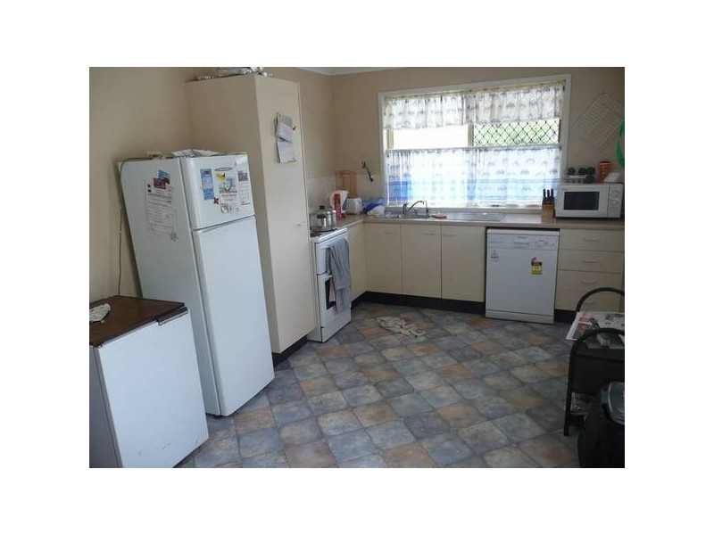 22 Whitlam Dr, Collingwood Park QLD 4301