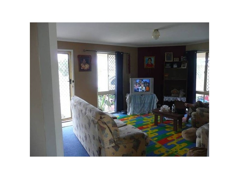 22 Whitlam Dr, Collingwood Park QLD 4301