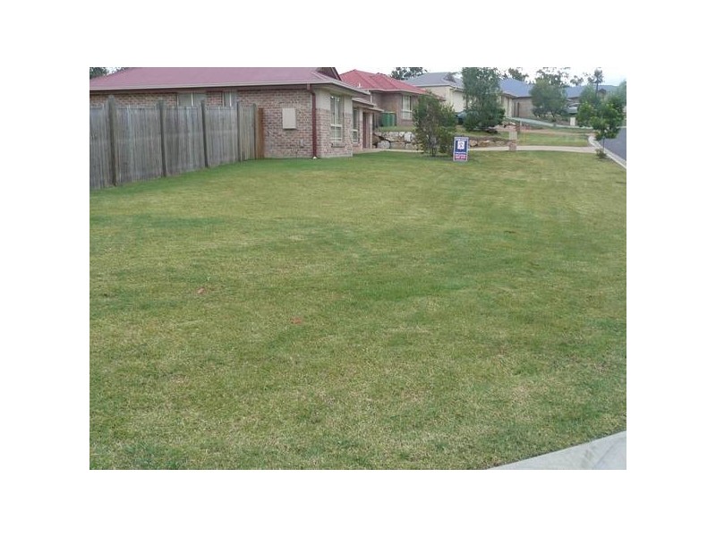 2 Connolly Crt, Collingwood Park QLD 4301