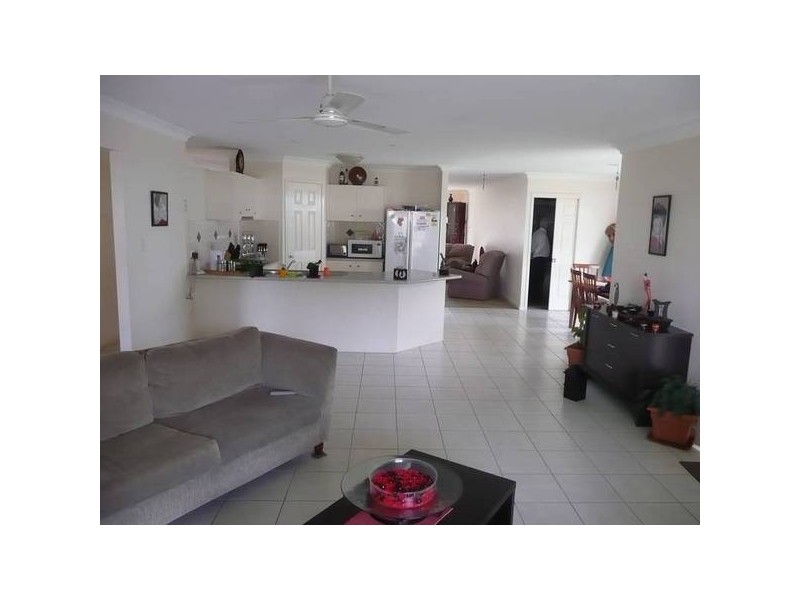 15 Deborah Dr, Collingwood Park QLD 4301