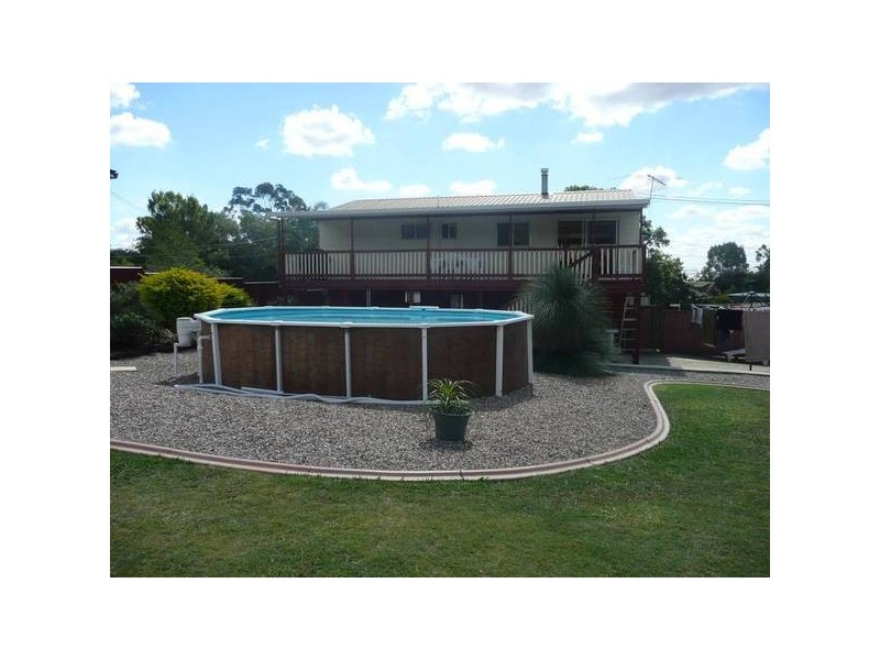 2 Toni Crt, Redbank Plains QLD 4301