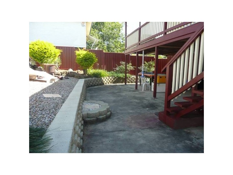 2 Toni Crt, Redbank Plains QLD 4301