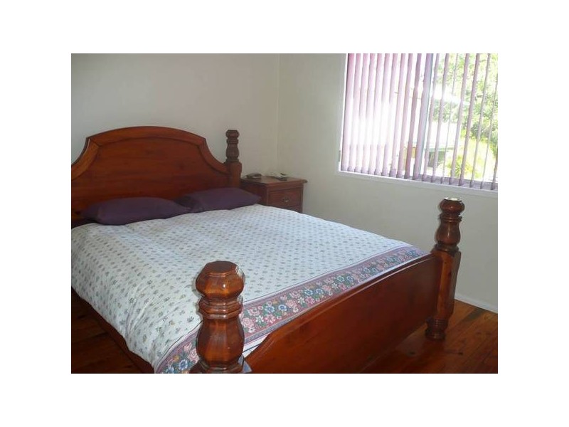 2 Toni Crt, Redbank Plains QLD 4301