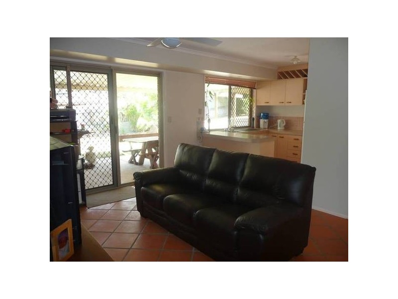 6 T J Ryan, Collingwood Park QLD 4301