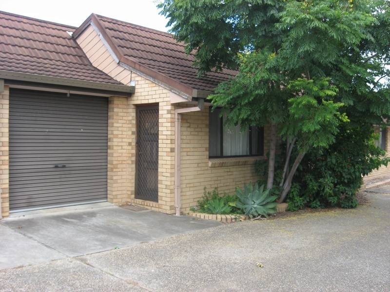 2/244 Redbank Plains Road, Redbank Plains QLD 4301