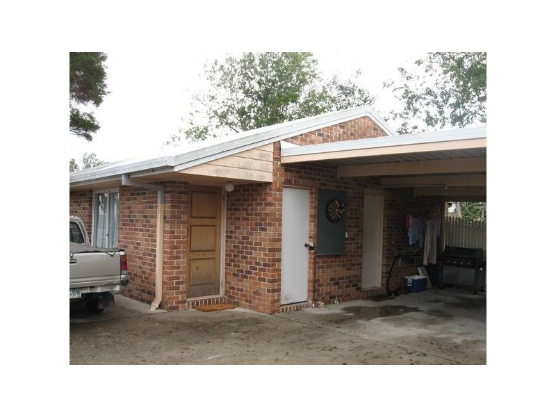 2/43 Henty Drive, Redbank Plains QLD 4301