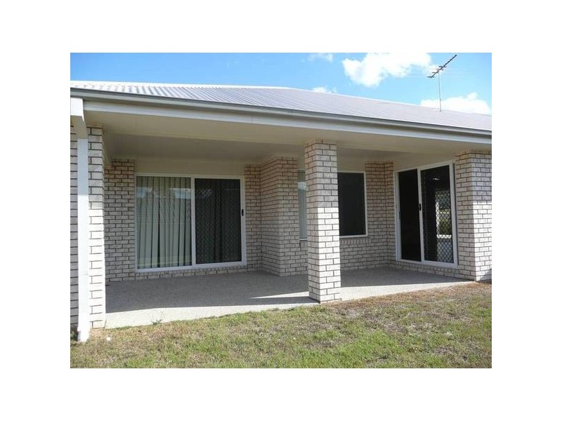 23 Sandhurst Place, Brassall QLD 4305