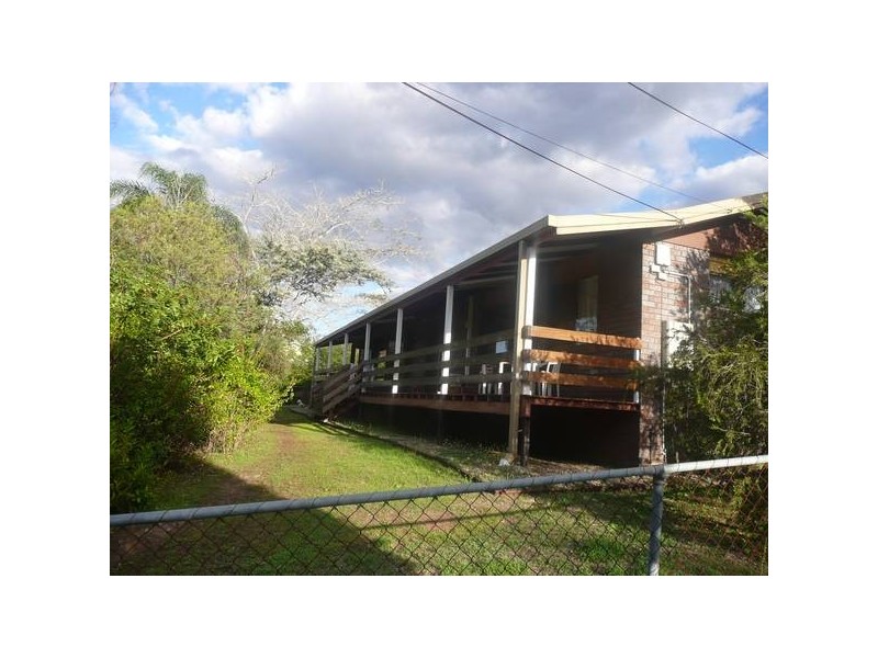 27 Wilkie St, Redbank Plains QLD 4301