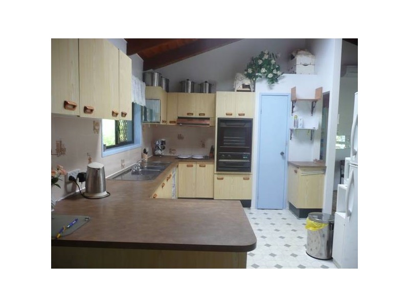 27 Wilkie St, Redbank Plains QLD 4301