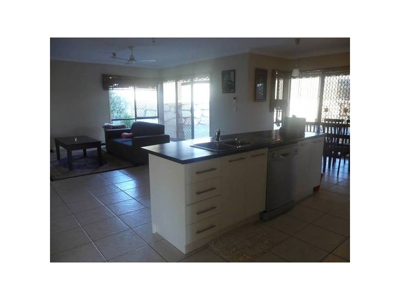 10 Plunkett Crt, Collingwood Park QLD 4301