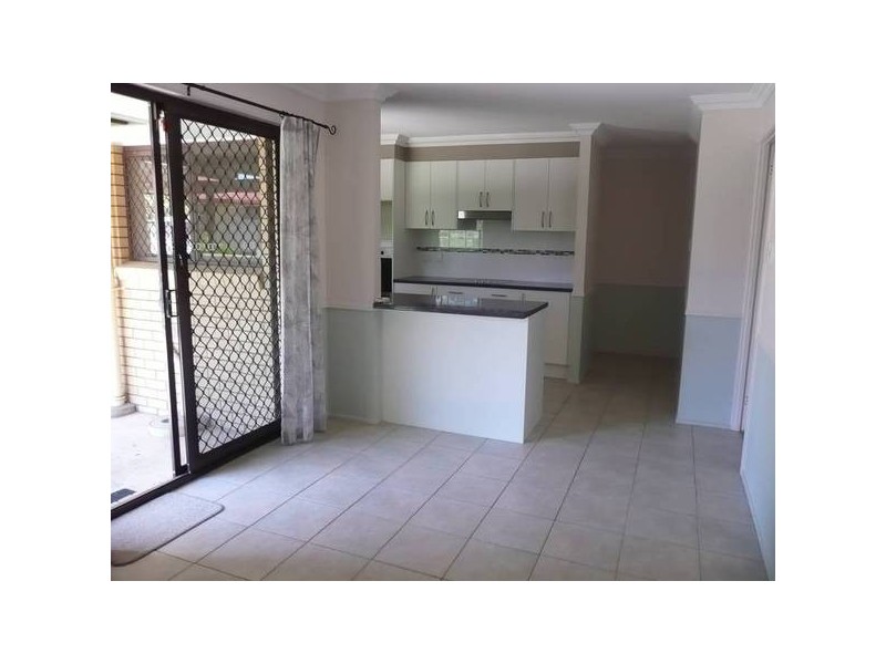 6 Reerden Street, Collingwood Park QLD 4301