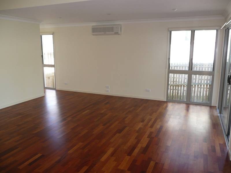 4 Heathwood Place, Collingwood Park QLD 4301