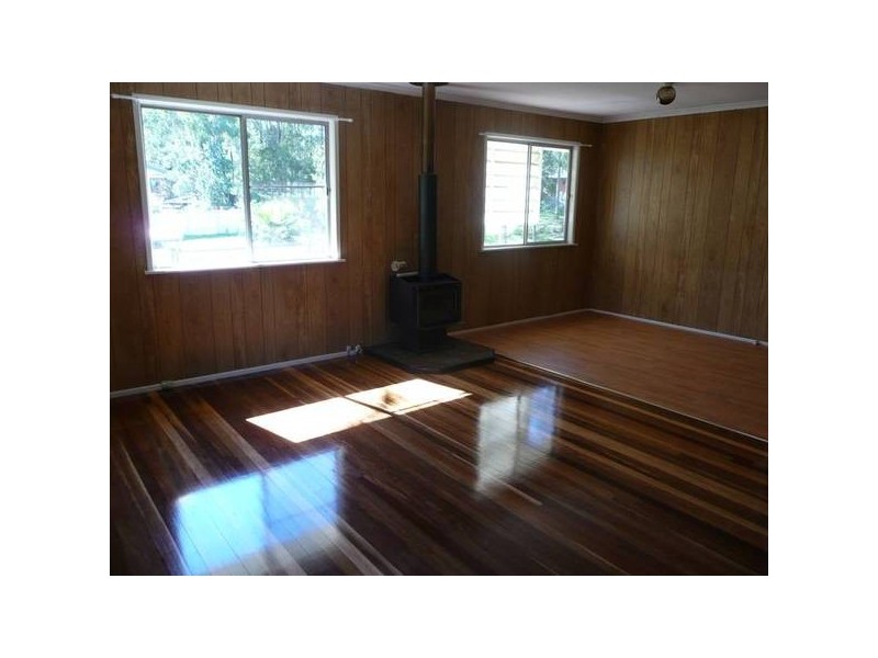 50 Tessman Street, Riverview QLD 4303