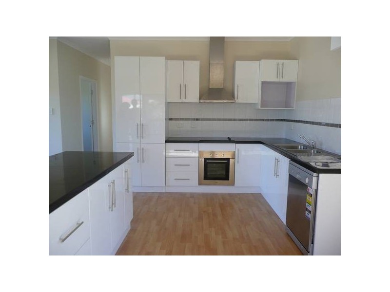 275 Eagle Street, Collingwood Park QLD 4301
