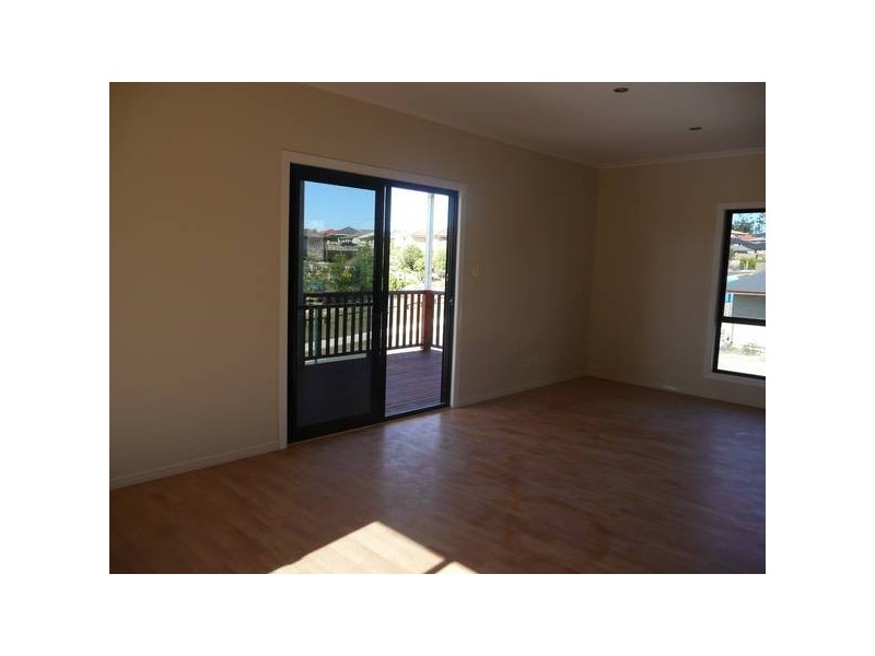 275 Eagle Street, Collingwood Park QLD 4301