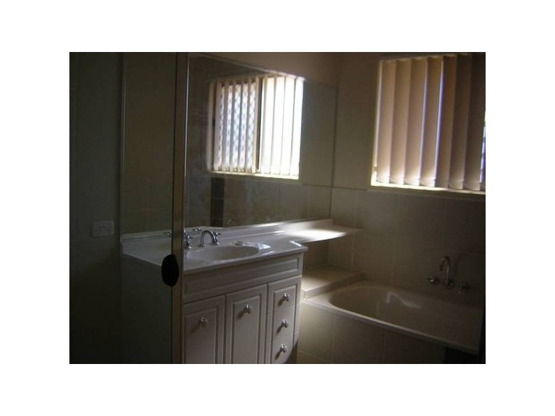 50 Bassili Drive, Collingwood Park QLD 4301