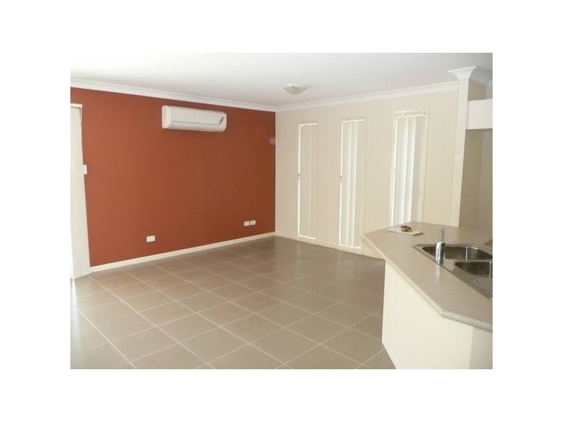 42 Griffen Place, Crestmead QLD 4132