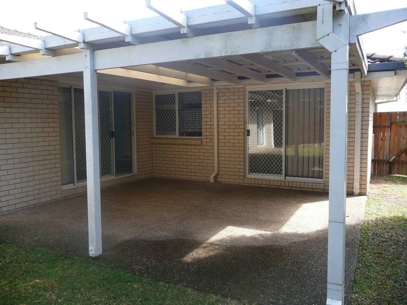 5 Scullin Court, Collingwood Park QLD 4301