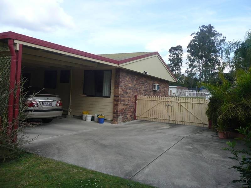 26 CZARNECKI STREET, Camira QLD 4300