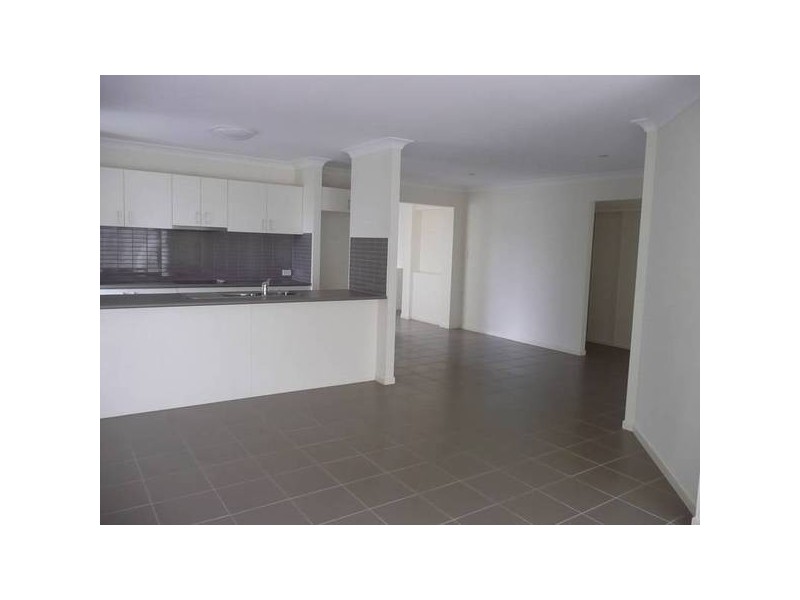 10 Clarke Crt, Collingwood Park QLD 4301