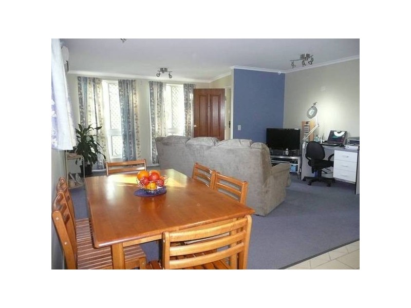 5 taylor, Bundamba QLD 4304
