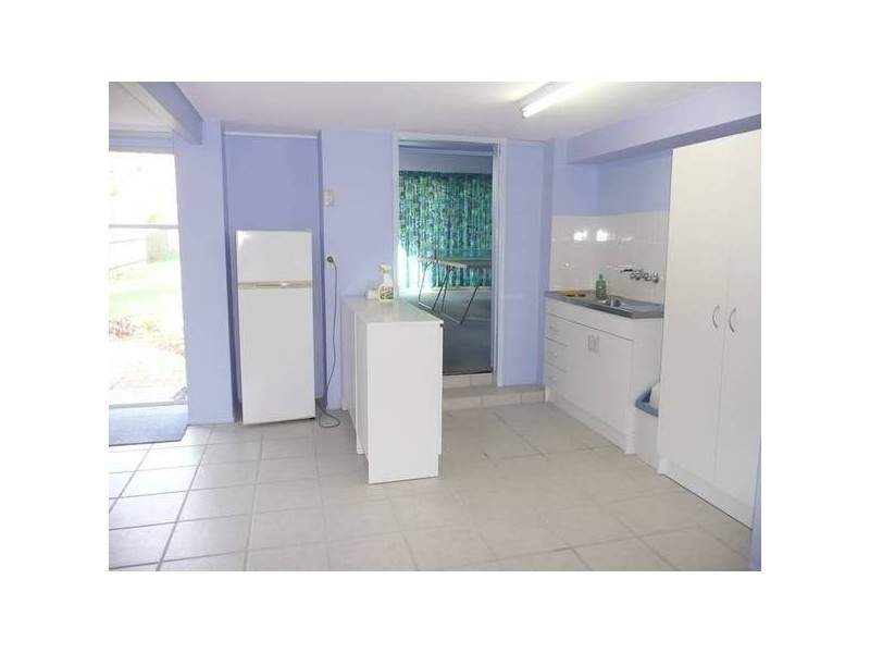5 taylor, Bundamba QLD 4304