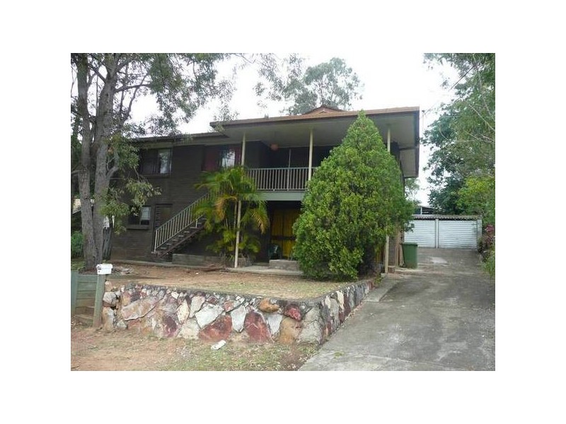 8 Dobell Ave, Collingwood Park QLD 4301