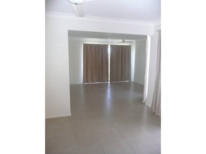 5 Casement Court, Collingwood Park QLD 4301